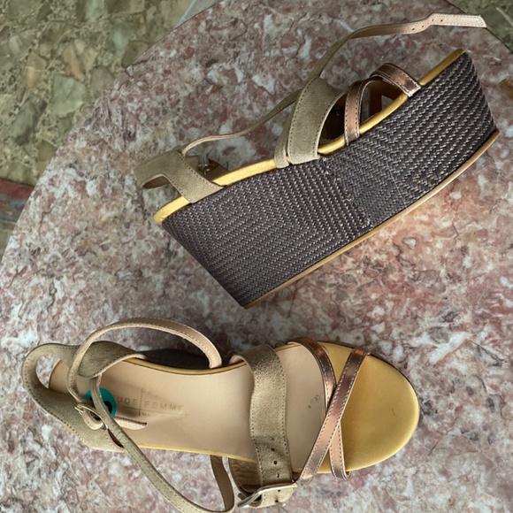 Latitude (Italy) leather sandals, EU 38 or US 7, NWT, mint, label sized wrong. - Picture 3 of 4